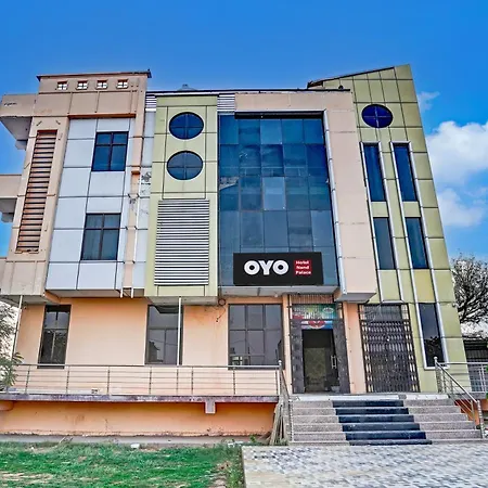Hotel O Nand Palace